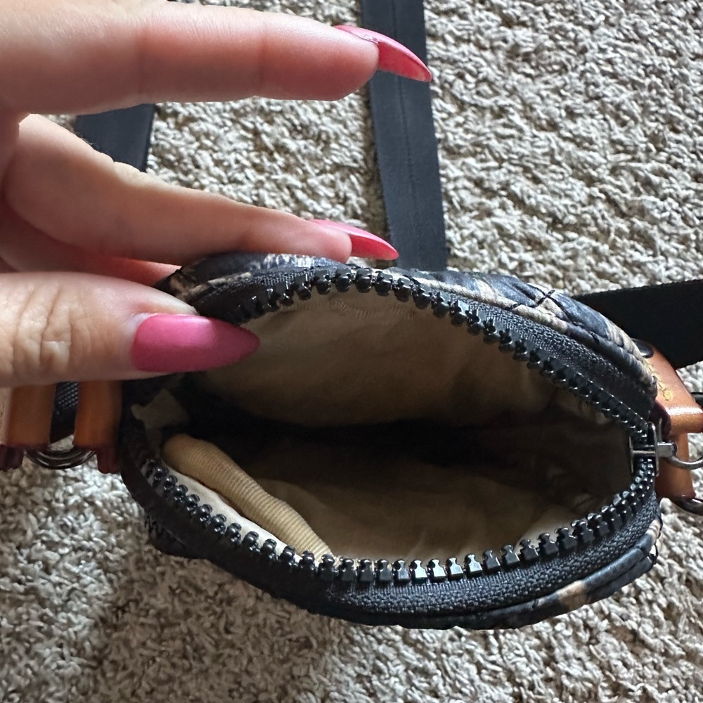 MZ Wallace crossbody - Picture 4 of 5